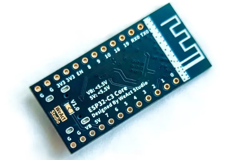 ESP32-C3 fra WeAct