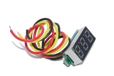 Mini voltmeter