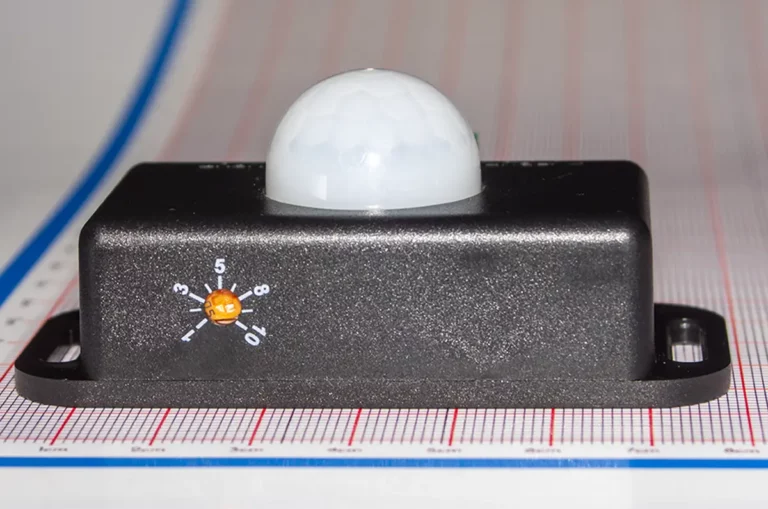 PIR switch