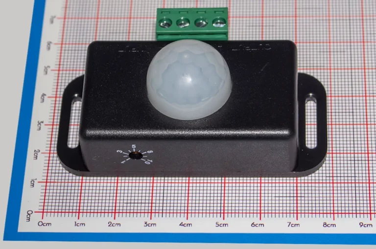 PIR switch